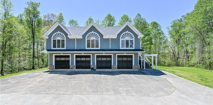 4660 Waters Road, Woodstock