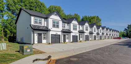 166 Sango Dr Unit 17, Clarksville