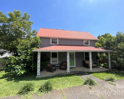 80 Meadow  Lane, Hot Springs