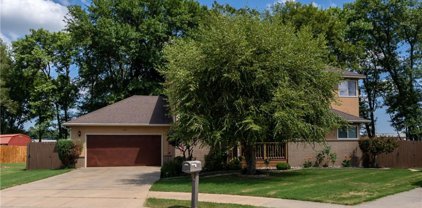 502 Maci  Court, Siloam Springs