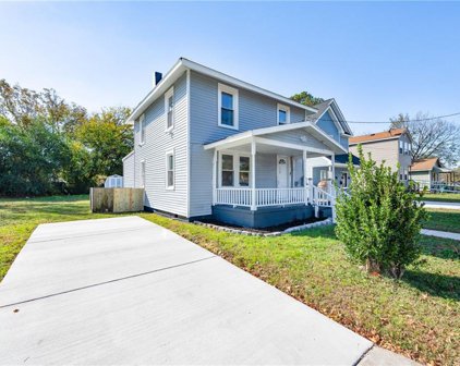 507 Wekiva Avenue, Central Suffolk