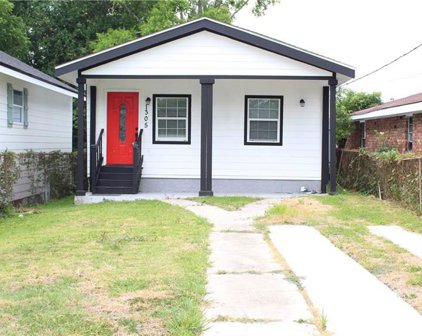 1305 L B Landry  Avenue, New Orleans