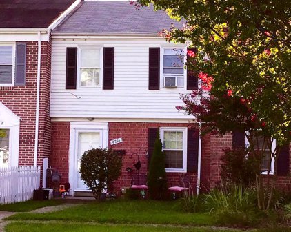 9716 Grant Ave, Manassas