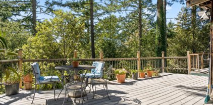 200 Star Hill RD, Woodside