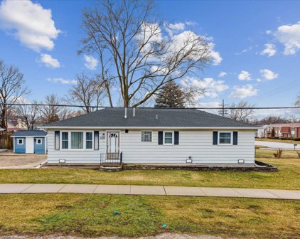6301 Carpenter Street, Downers Grove