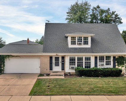 9258 N Courtland Drive, Niles