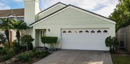 3 Madrina, Irvine