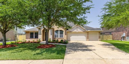 2111 Bayou Cove Lane, League City