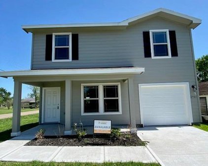 2901 Le Tulle Avenue, Bay City