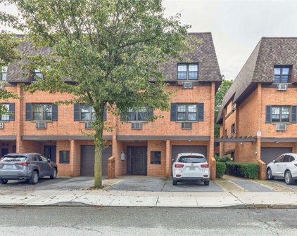 219-18 64th Avenue Unit #405, Bayside