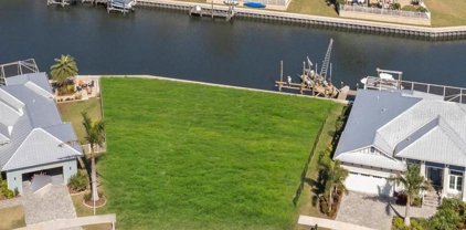 5609 Tybee Island Drive, Apollo Beach