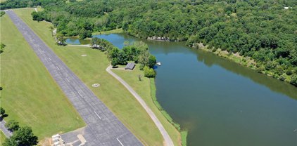 825 Peterson Farm  Road, Decatur