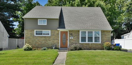 805 Quince Ln, Secane