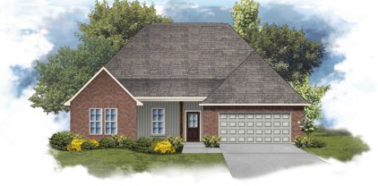 1 Red Oak Drive, Long Beach