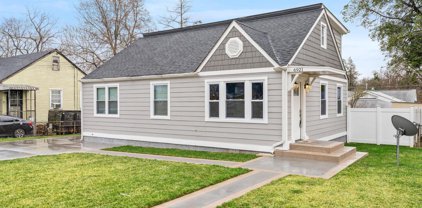 6921 Arlington Blvd, Falls Church