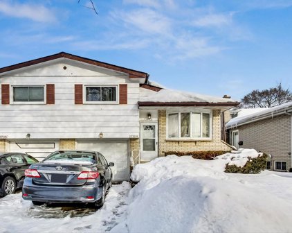1733 N Windsor Drive, Arlington Heights