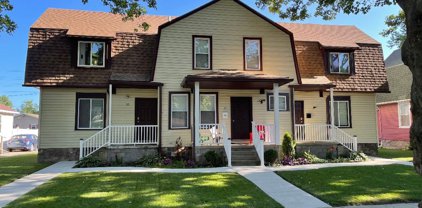 22 B  Street, Niagara Falls-City-291100