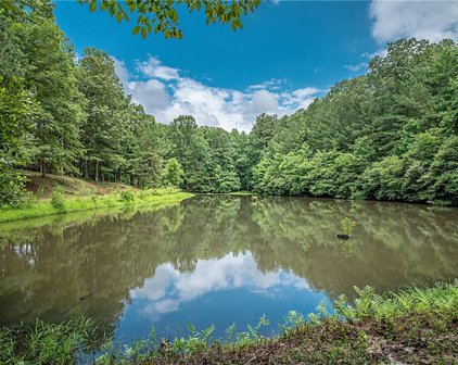812 Arnold Mill Road, Woodstock