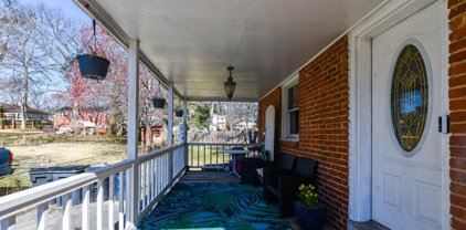 9418 Washington Blvd, Lanham