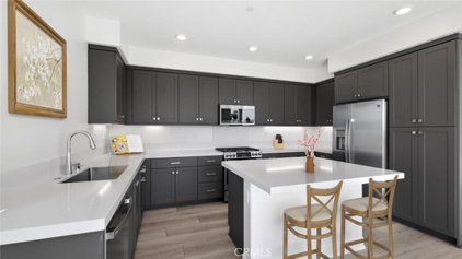 1693 W Lincoln Avenue Unit 104, Anaheim