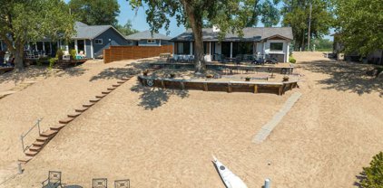 S1140 Platte Shore Drive, Fremont