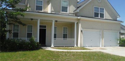 375 Stonebridge Circle, Savannah