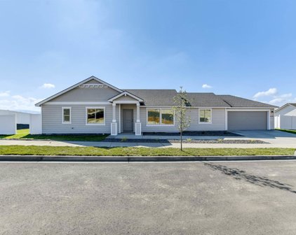 6089 W 30th Pl, Kennewick