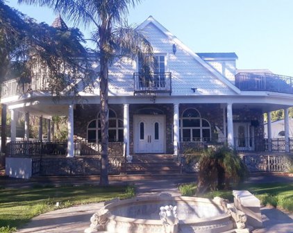 4833  Morella Ave, Valley Village