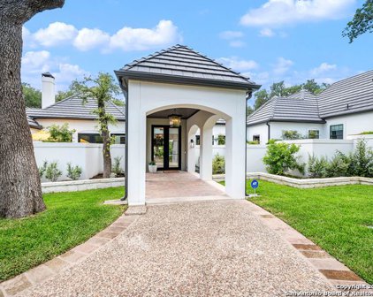 1 Dartford Ln, San Antonio