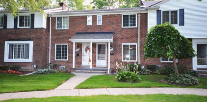 22843 LAKESHORE, St. Clair Shores