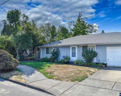 240 Monmouth (#242) Av, Monmouth