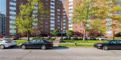 11850 Edgewater Drive Unit 408, Lakewood