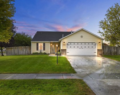 8053 E Shallon Dr, Nampa