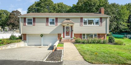 39 Quimby Ave, Woburn