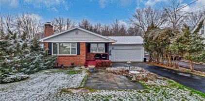4228 E River Road, Grand Island