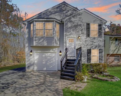 5523 Glen Ave, Lanham
