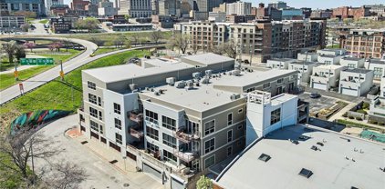 522 Locust Lane Unit #204, Kansas City