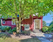 1720 Evergreen Place, Seattle image
