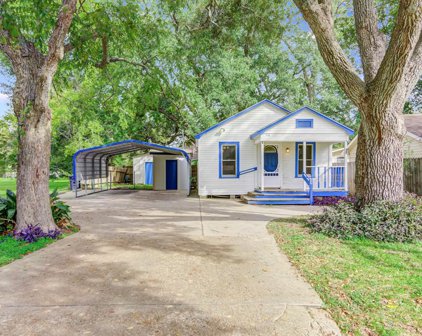 216 N Johnson Street, Alvin