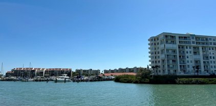 7930 Sun Island Drive S Unit 302, South Pasadena