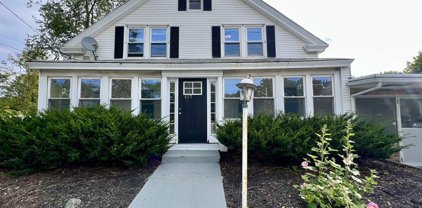 617 Main St, Leominster