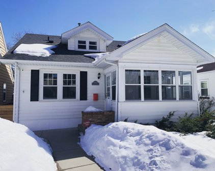 5205 Shoreview Avenue, Minneapolis
