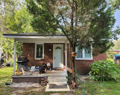 5247 Charter Drive, North Charleston