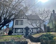 102 Seventh Avenue, New Westminster image