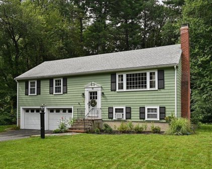 11 Marshall Street, North Reading