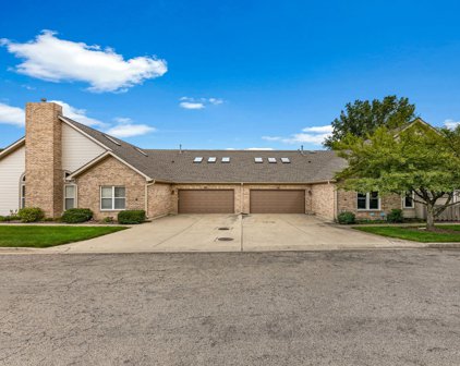 168 Canterbury Court, Bloomingdale
