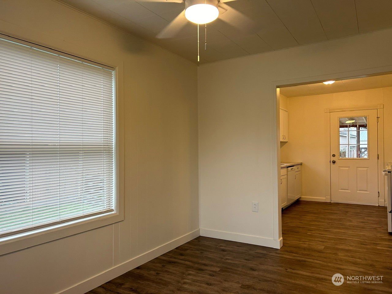 335 COLORADO Street, Longview MLS 2299044 Skyline Properties, Inc