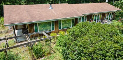 2918 Silas Creek Road, Lansing