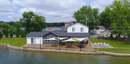 67599 95th Avenue, Dowagiac
