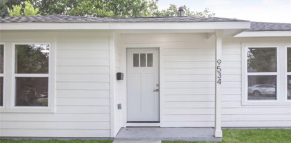 9534 Ashville Drive, Houston